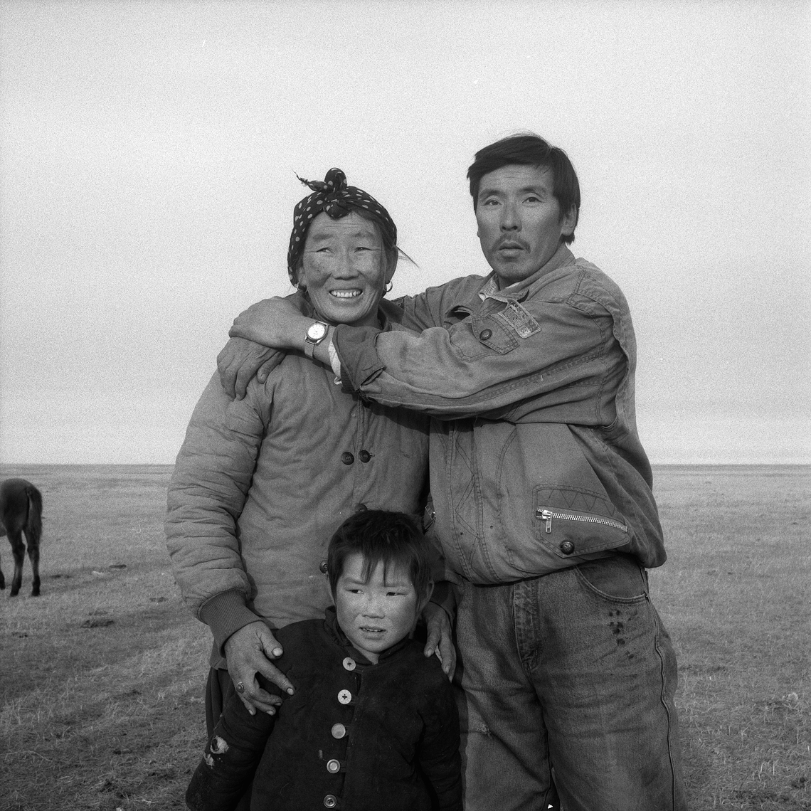 Ulan, Jinshan et Atilia, Xulunbuir, Mongolie Intérieure, RPC, Automne 1997